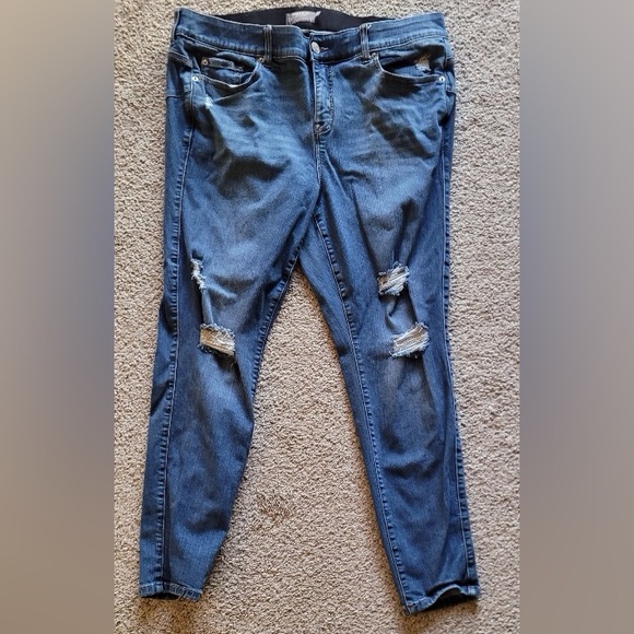 torrid Distressed Dark Blue High-Rise bombshell Skinny Jeans - Picture 13 of 15